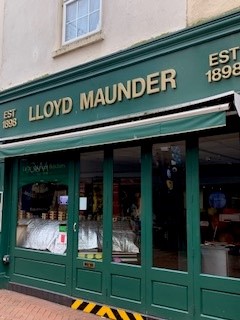 Lloyd Maunder